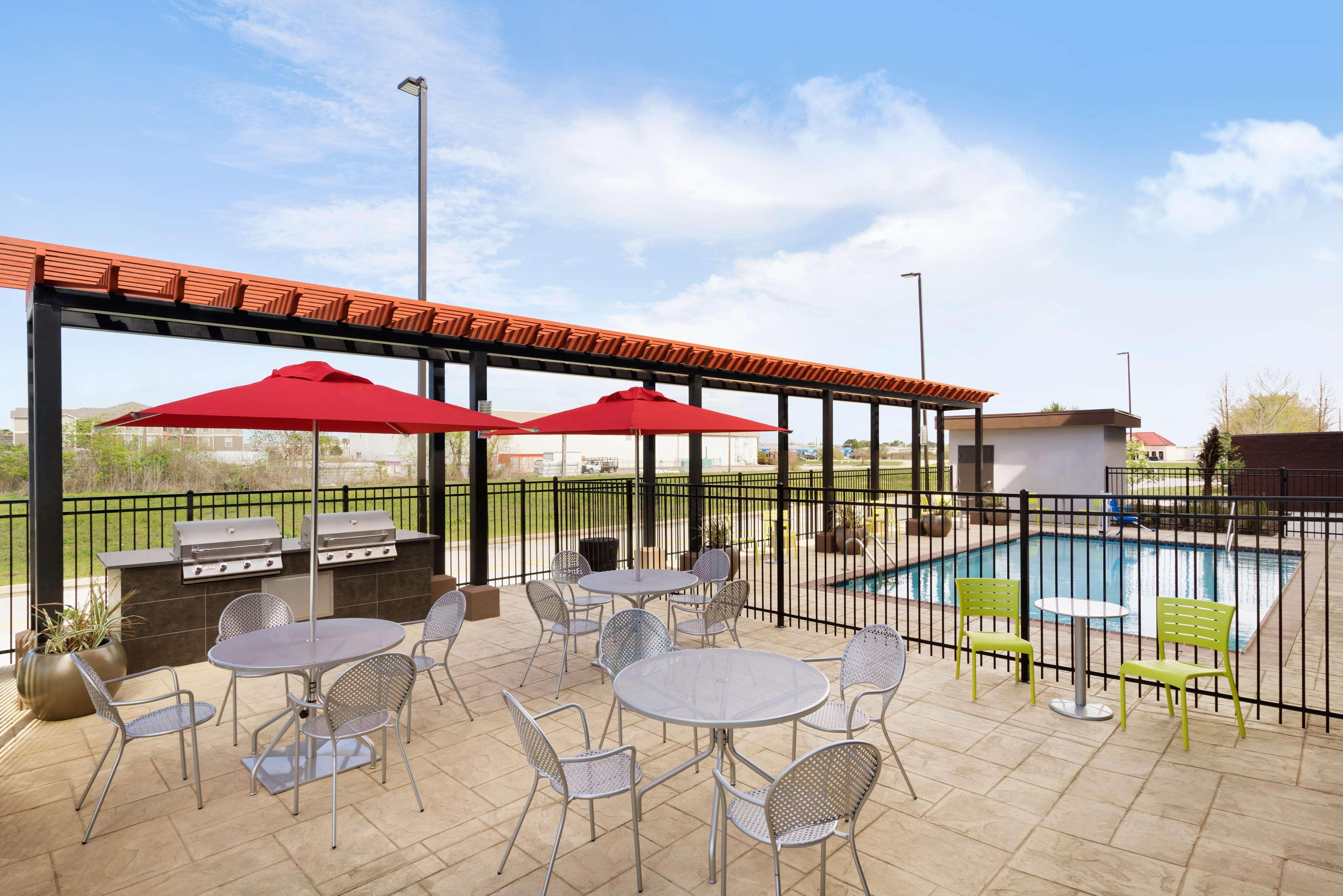 Home2 By Hilton Baton Rouge Hotel 3*