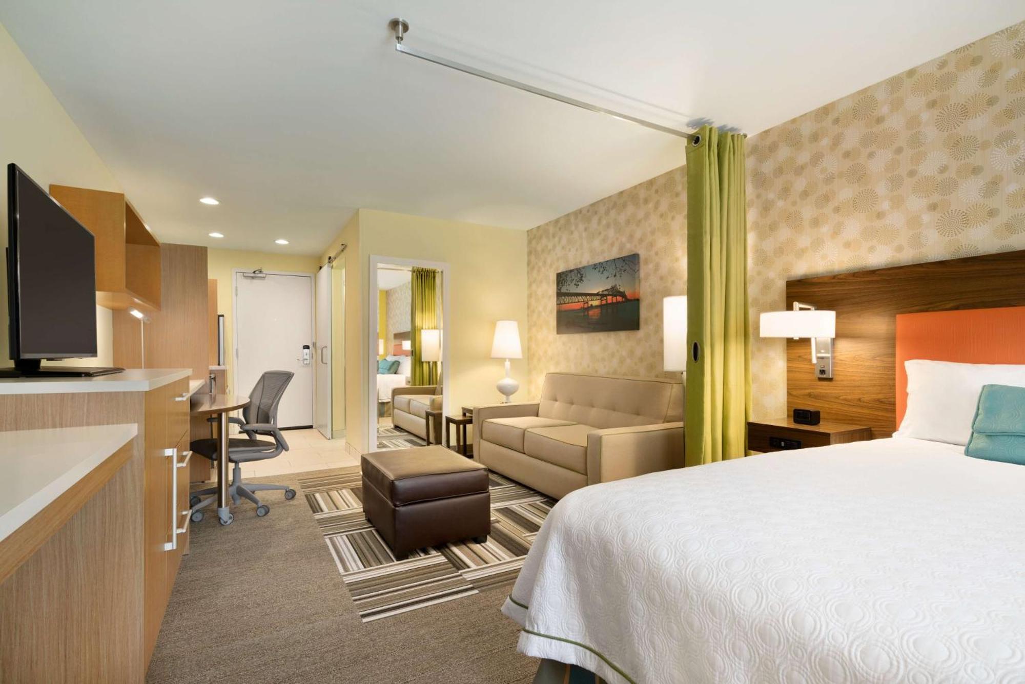 Home2 By Hilton Baton Rouge 3*